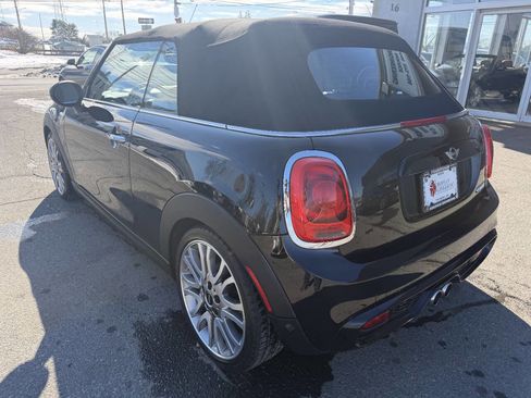 Used 2016 MINI Cooper S image 6