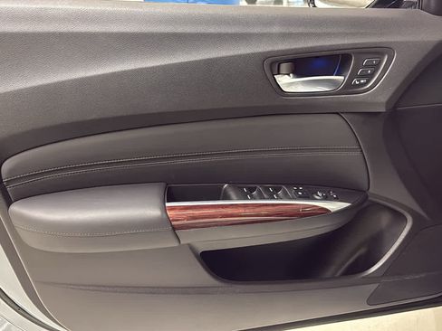 Used 2015 Acura TLX V6 w/ Technology Package image 13
