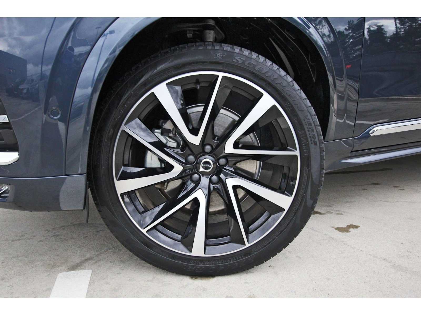 Used 2023 Volvo XC90 B6 Plus w/ Protection Package Premier AWD/4WD image 30