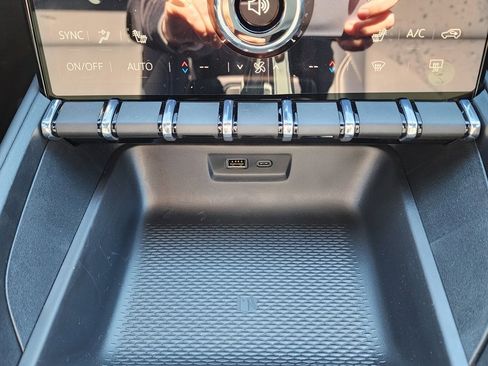 New 2026 GMC Terrain Elevation w/ Elevation Premium Package image 30