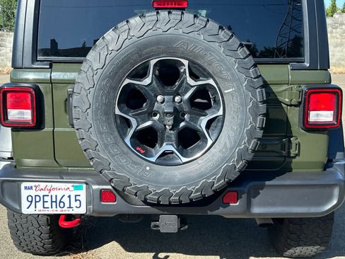 Used 2023 Jeep Wrangler Unlimited Rubicon AWD/4WD image 16