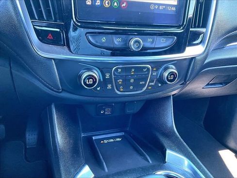 Used 2023 Chevrolet Traverse RS AWD/4WD image 27