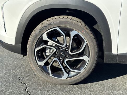 New 2026 Chevrolet Trax RS w/ Driver Confidence Package image 5