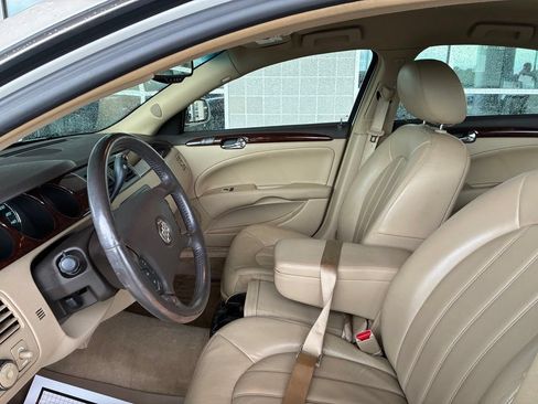Used 2011 Buick Lucerne CXL FWD image 16