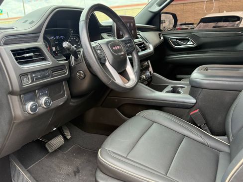 Used 2021 GMC Yukon SLT w/ SLT Premium Package RWD image 8