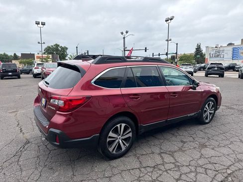 Used 2018 Subaru Outback 2.5i Limited AWD/4WD image 11