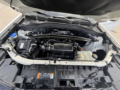Used 2021 Ford Explorer Limited w/ Equipment Group 301A AWD/4WD image 43