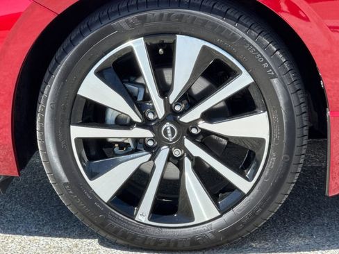Certified 2024 Nissan Sentra SV w/ SV Premium Package FWD image 25