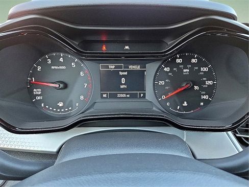 Certified 2025 Chevrolet Trax LS image 23