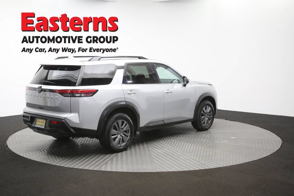 Used 2025 Nissan Pathfinder SV FWD image 45
