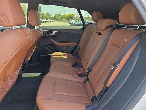 Used 2023 Audi Q8 Premium Plus w/ Premium Plus Package image 11