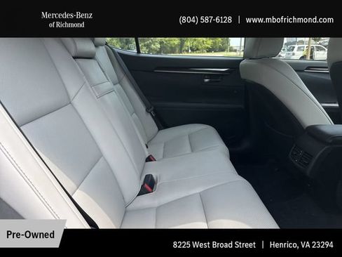Used 2015 Lexus ES 350 w/ Luxury Package FWD image 16