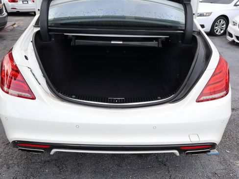 Used 2016 Mercedes-Benz S 550 Sedan image 12