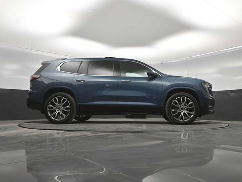 New 2026 GMC Acadia Denali Ultimate w/ LPO, Floor Liner Package AWD/4WD image 41