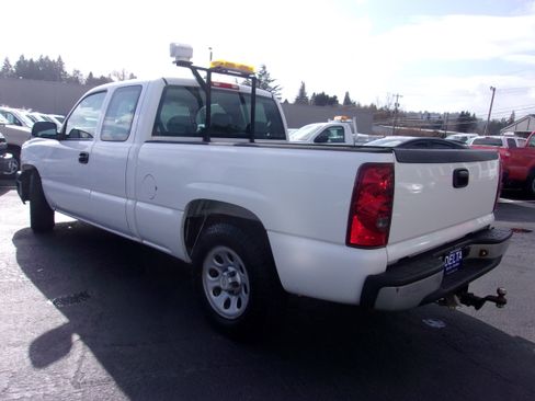 Used 2007 Chevrolet Silverado 1500 W/T w/ Light Duty Power Package image 10
