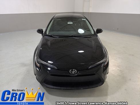 New 2026 Toyota Corolla LE FWD image 3