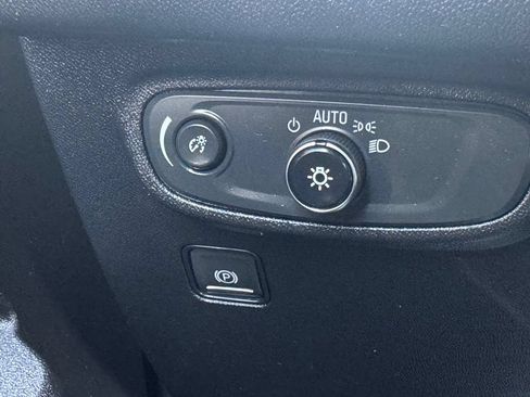 Used 2019 GMC Terrain SLE w/ Driver Convenience Package AWD/4WD image 33