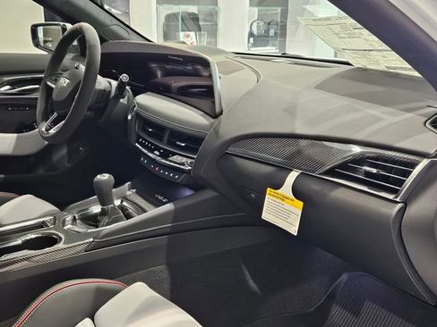 New 2026 Cadillac CT5 V Blackwing w/ Carbon Fiber 2 Package image 25