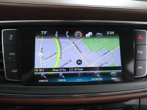 Used 2018 Buick Enclave Avenir w/ Avenir Technology Package AWD/4WD image 20