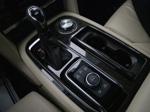 Used 2024 INFINITI QX80 Luxe w/ Cargo Package image 33