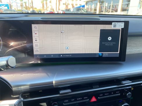 Used 2026 Hyundai Ioniq 9 SEL image 14