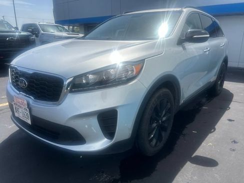 Used 2019 Kia Sorento S AWD/4WD image 8