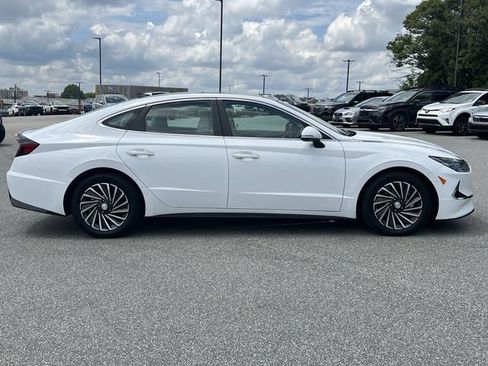 Certified 2023 Hyundai Sonata Limited w/ Cargo Package FWD image 14