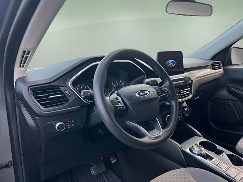 Used 2022 Ford Escape SE image 25