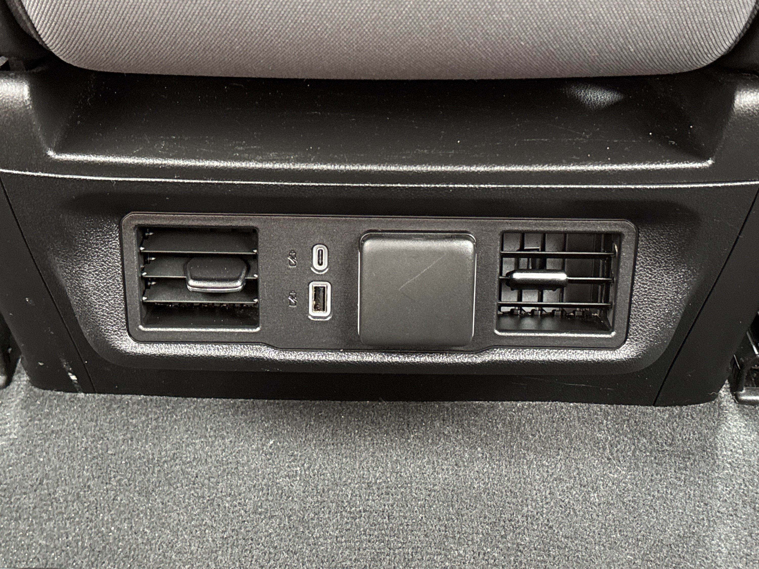Used 2024 Chevrolet Silverado 1500 LT AWD/4WD image 19