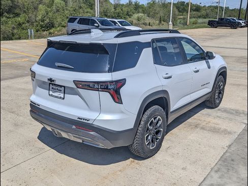 New 2026 Chevrolet Equinox ACTIV w/ LPO, Floor Liner Package AWD/4WD image 7
