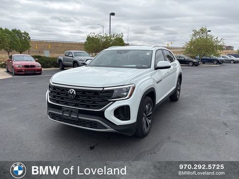 Used 2024 Volkswagen Atlas Cross Sport SE AWD/4WD image 1