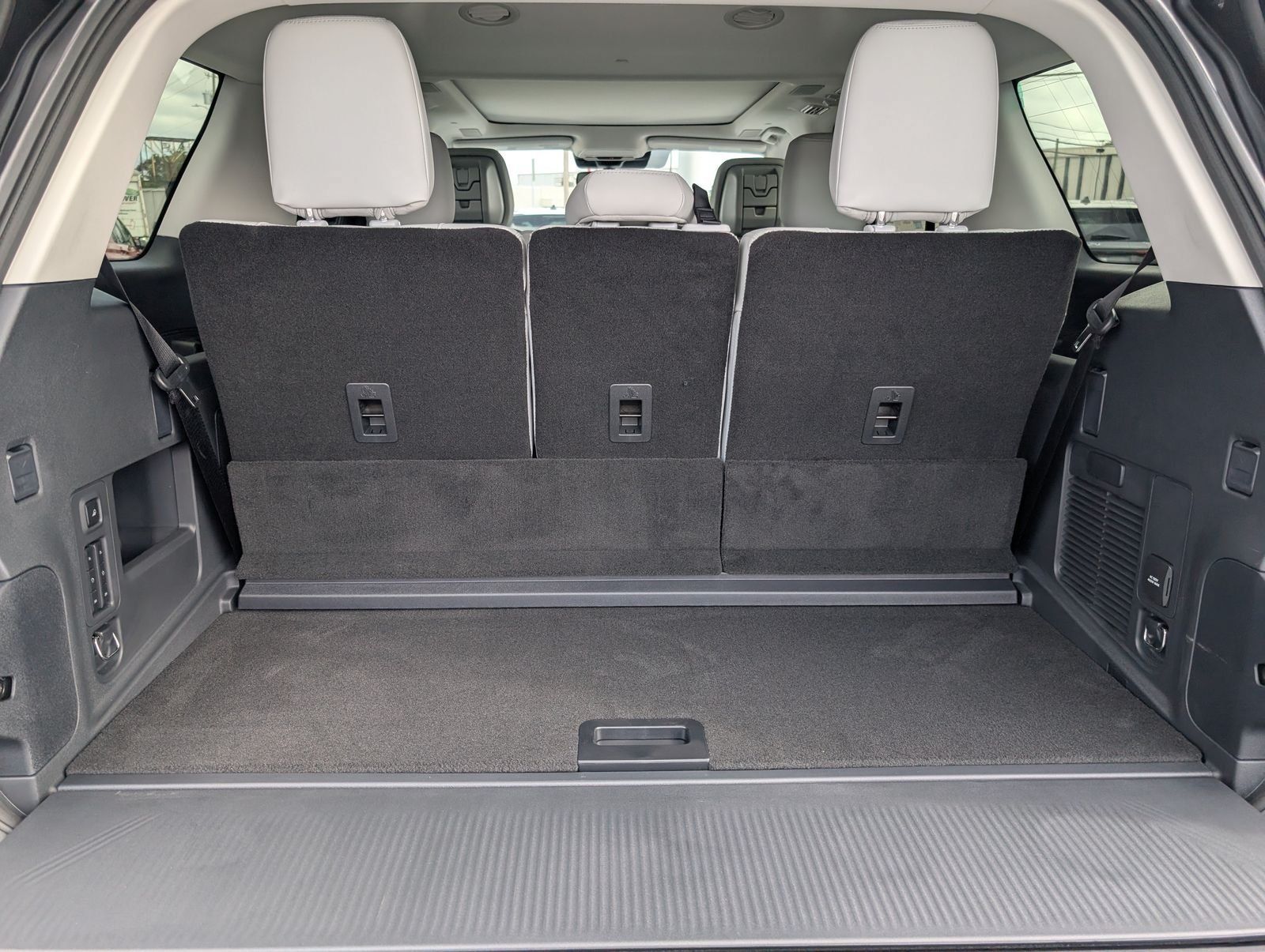 New 2027 Ford Expedition Platinum w/ Platinum Ultimate Package AWD/4WD image 14