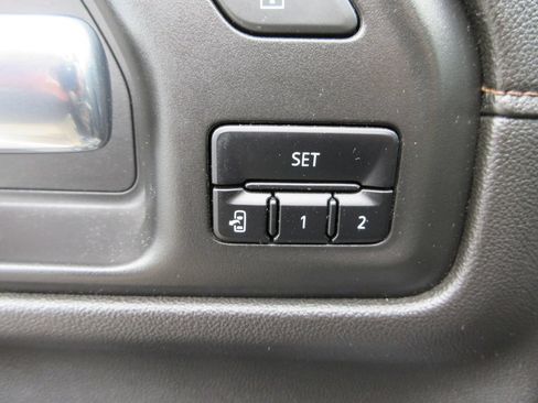 Certified 2020 GMC Sierra 1500 AT4 w/ AT4 Premium Package AWD/4WD image 26