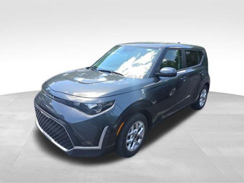 Used 2024 Kia Soul LX w/ Option Group 015 FWD image 10