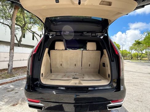 Used 2023 Cadillac Escalade Premium Luxury w/ Performance Package image 56