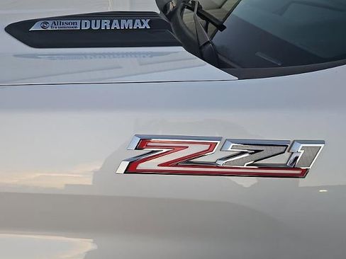 Used 2020 Chevrolet Silverado 2500 LTZ w/ LTZ Premium Package image 23