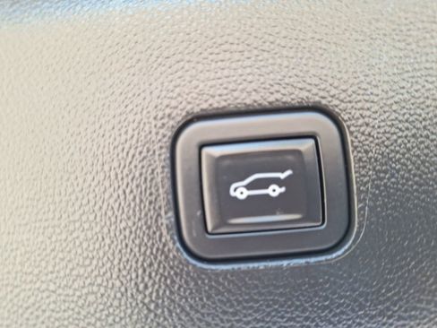 Certified 2024 Buick Enclave Premium image 35