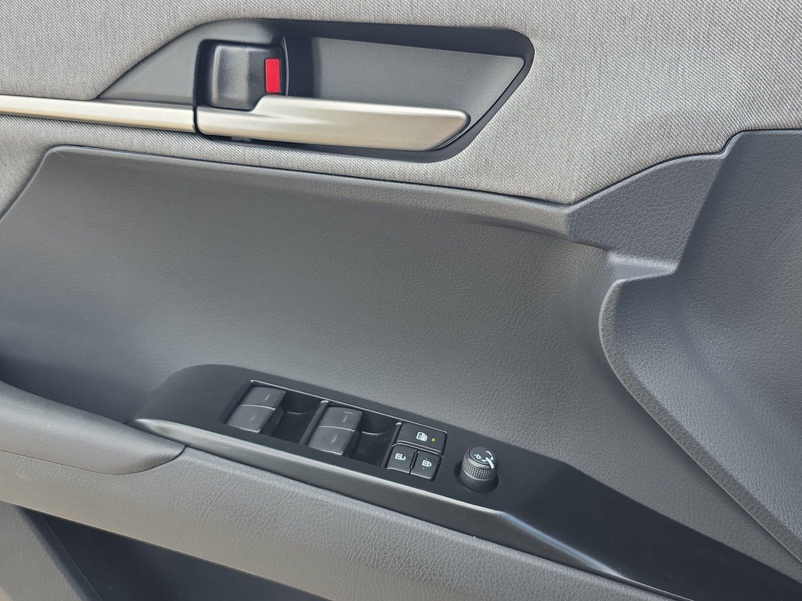 New 2026 Toyota Camry LE FWD image 24