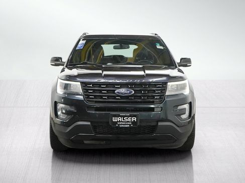 Used 2017 Ford Explorer Sport AWD/4WD image 8