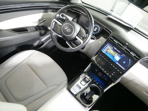 Used 2022 Hyundai Tucson Limited AWD/4WD image 9