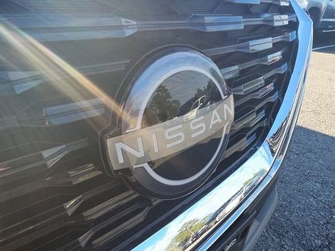 Certified 2023 Nissan Rogue S image 12