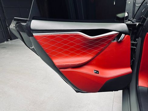 Used 2012 Tesla Model S Performance RWD image 28
