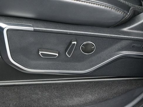 Used 2023 Ford F150 Raptor w/ Raptor Carbon Fiber Package image 11