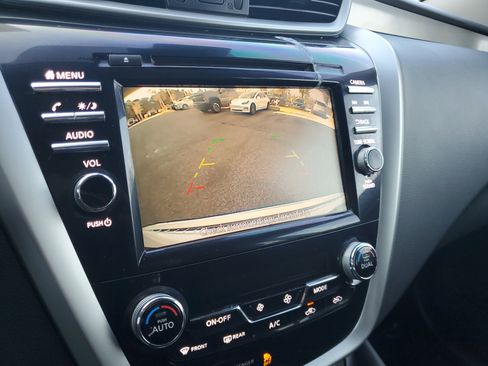 Certified 2022 Nissan Murano S image 27