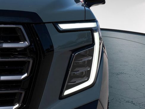 New 2026 GMC Yukon XL AT4 Ultimate w/ LPO, Floor Liner Package image 3