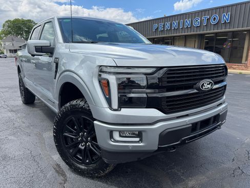 Used 2025 Ford F150 Platinum AWD/4WD image 1