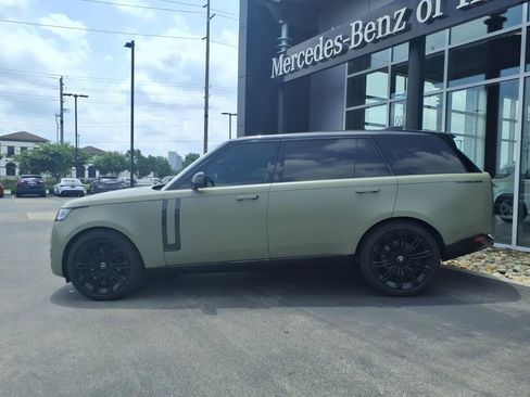 Used 2024 Land Rover Range Rover Long Wheelbase Autobiography AWD/4WD image 3