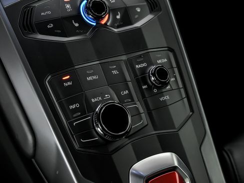 Used 2019 Lamborghini Huracan LP 580-2 image 43