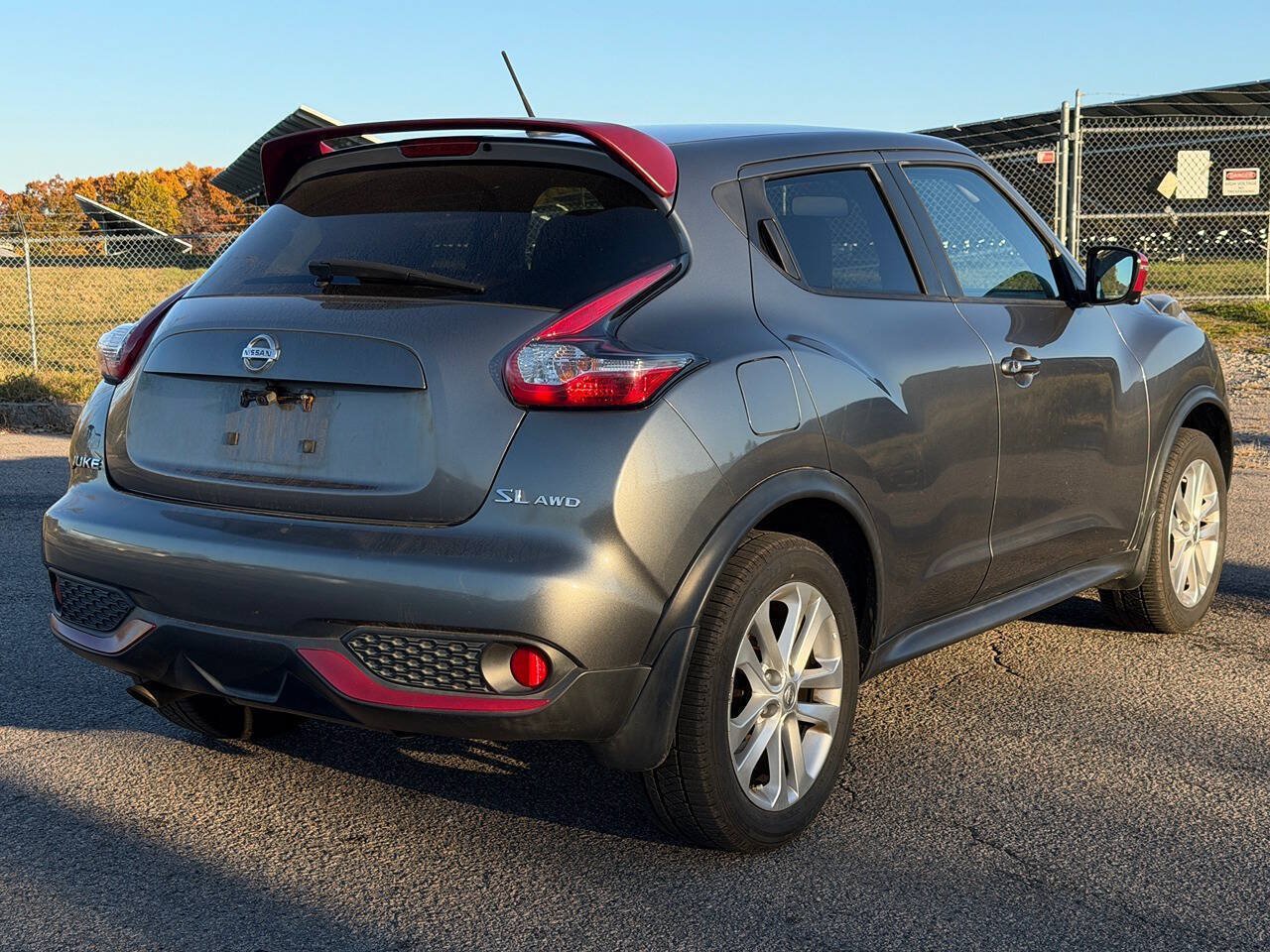 Used 2015 Nissan Juke SL AWD/4WD image 5