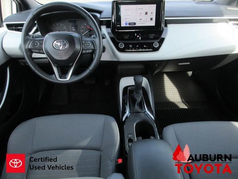 Certified 2025 Toyota Corolla SE w/ Convenience Package FWD image 8